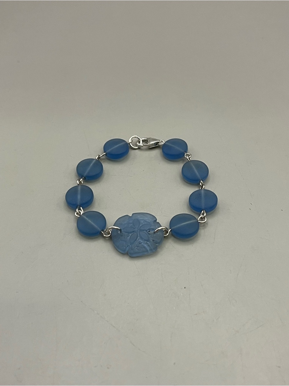 Handmade Sterling Silver 925 Blue Sea Glass Sand Dollar Charm Bracelet Beachy - Picture 4 of 4